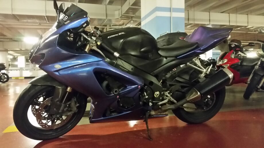 blue to purple chameleon bike