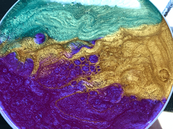 Epoxy poured into a serving tray.