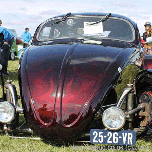 Kevin Salt's SoCal Vw Bug is Painted with Mostly Paint With Pearl products.